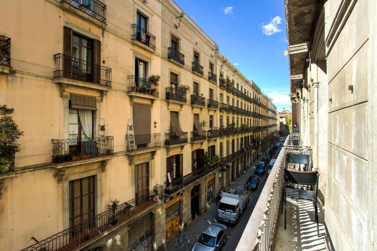 4Bedroom Apart With Balcony In Las Ramblas 1 1 Barcelona Exterior foto